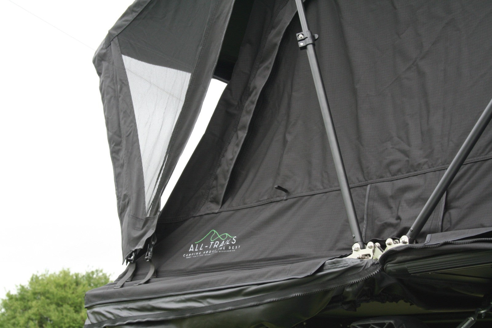 AT93 Soft Shell Roof Tent