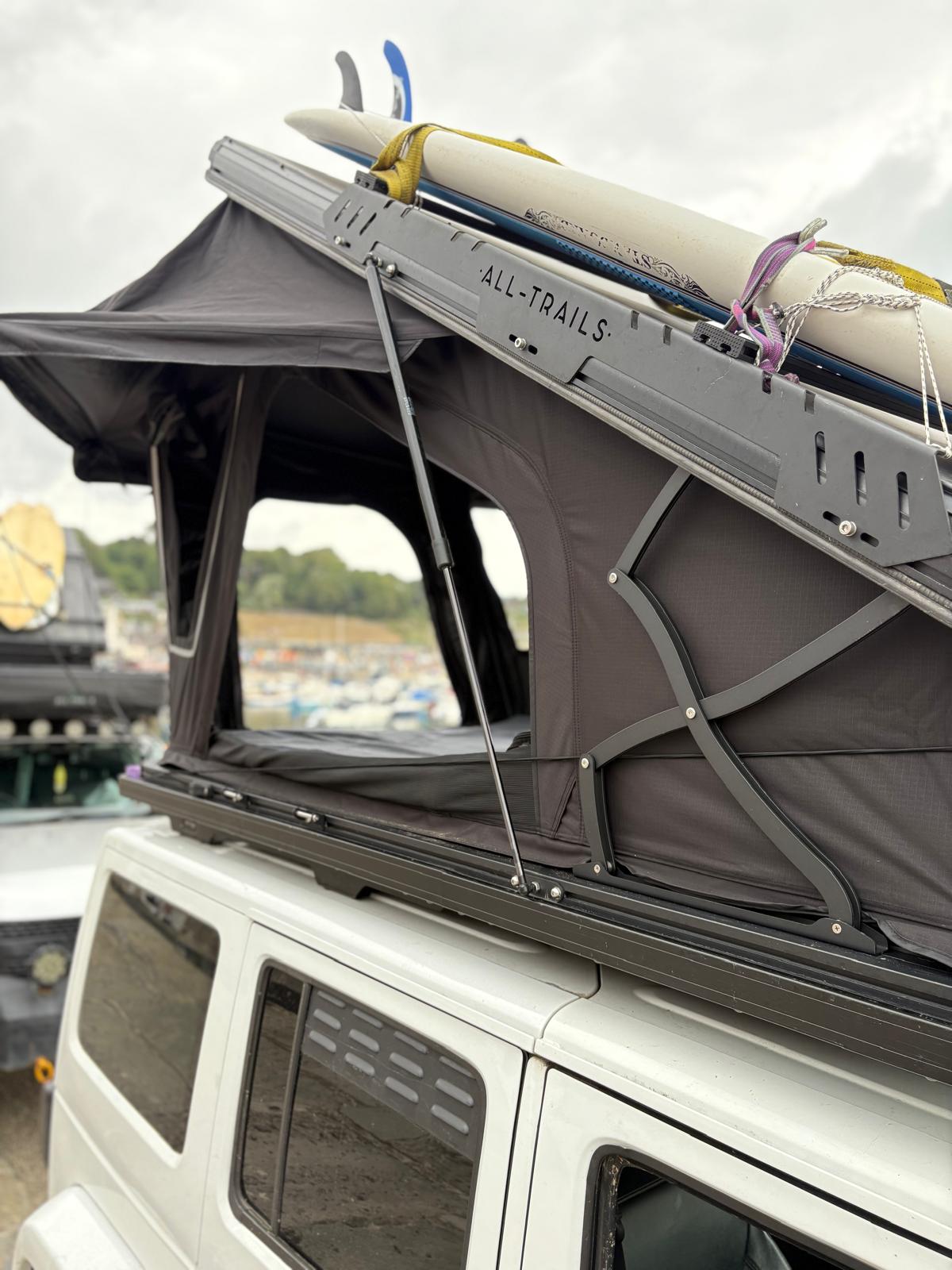 145cm AT101 Hard Shell Roof Tent