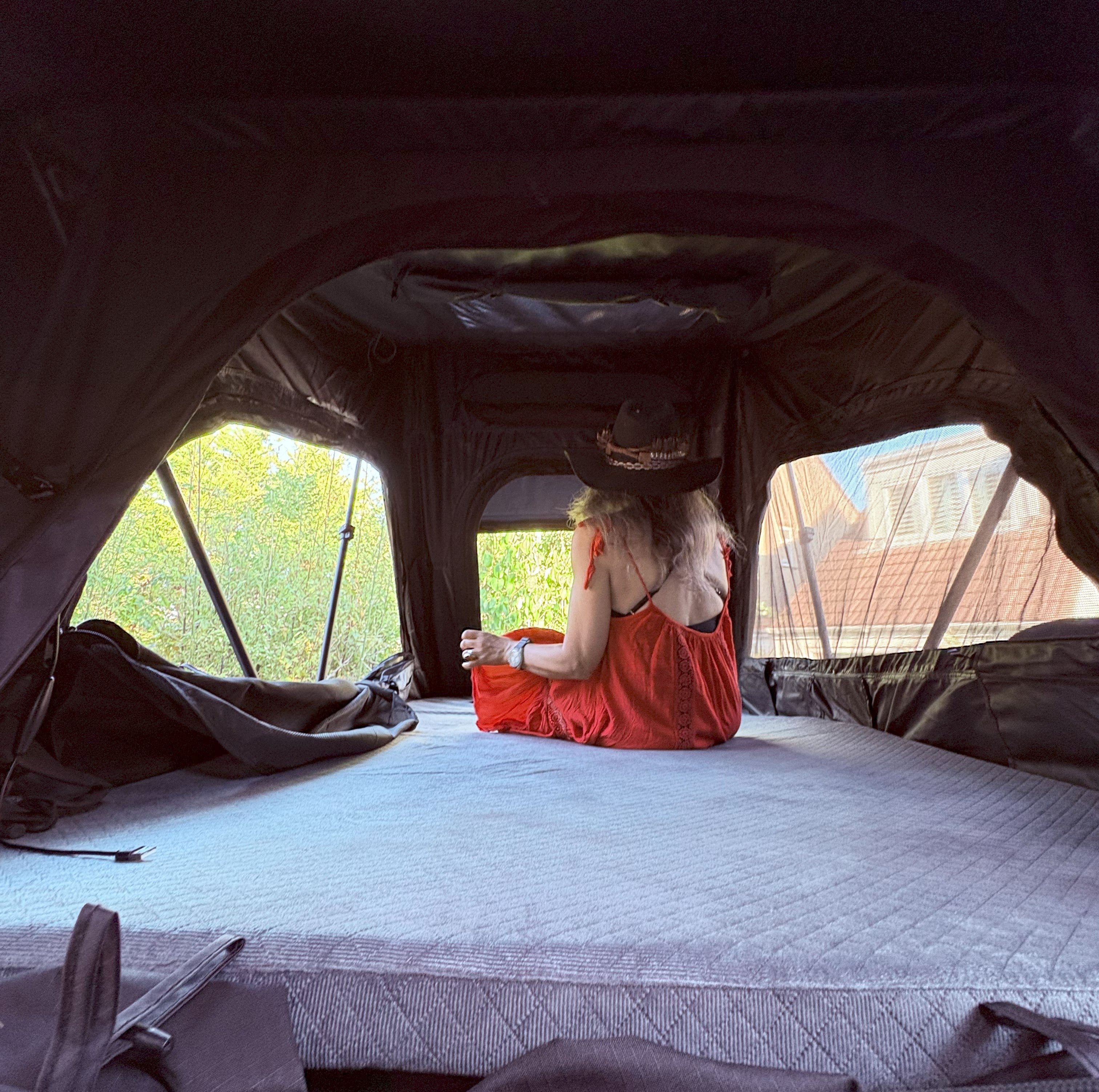 AT93 Soft Shell Roof Tent