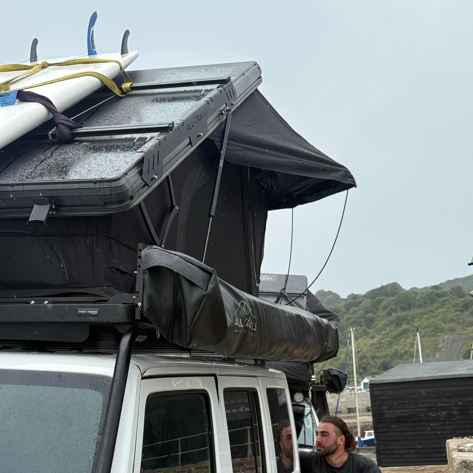 145cm AT101 Hard Shell Roof Tent